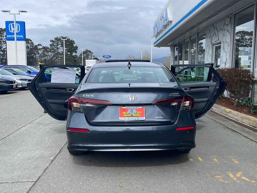 new 2025 Honda Civic Hybrid car, priced at $33,100