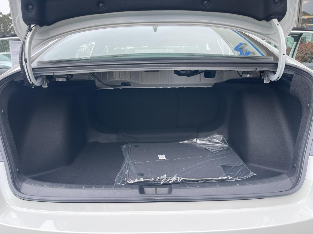 new 2026 Honda Civic Hybrid car, priced at $33,945