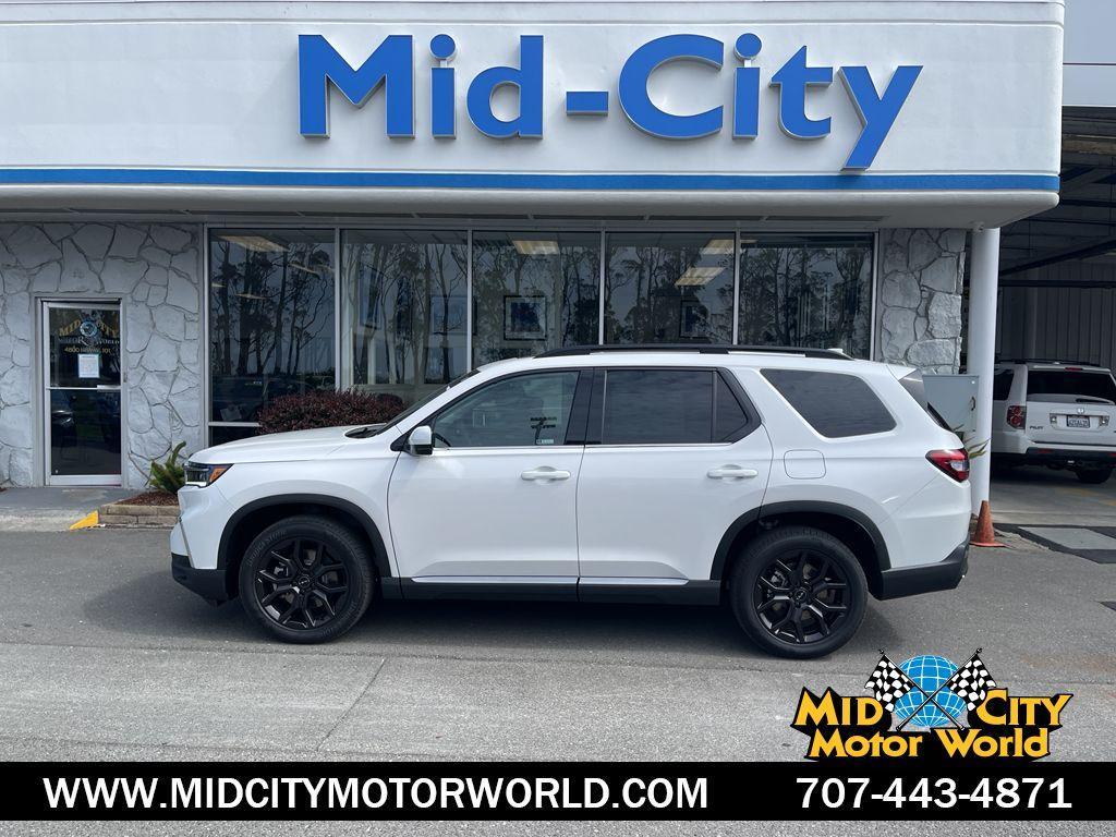 new 2025 Honda Pilot car, priced at $53,405