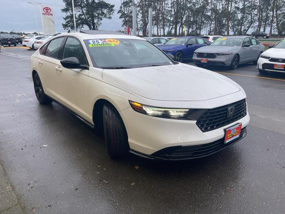 new 2025 Honda Accord Hybrid car, priced at $36,925