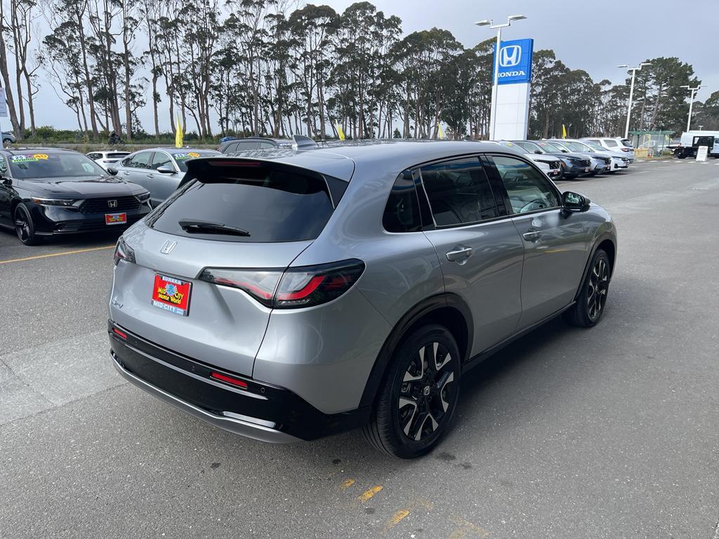 new 2026 Honda HR-V car, priced at $33,000
