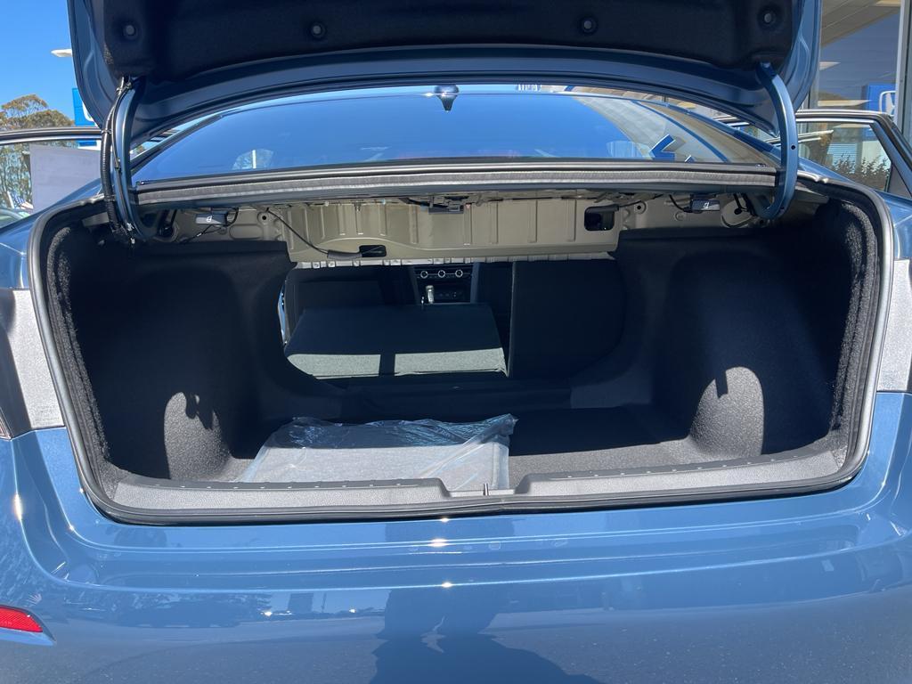 new 2025 Honda Civic Hybrid car, priced at $30,555
