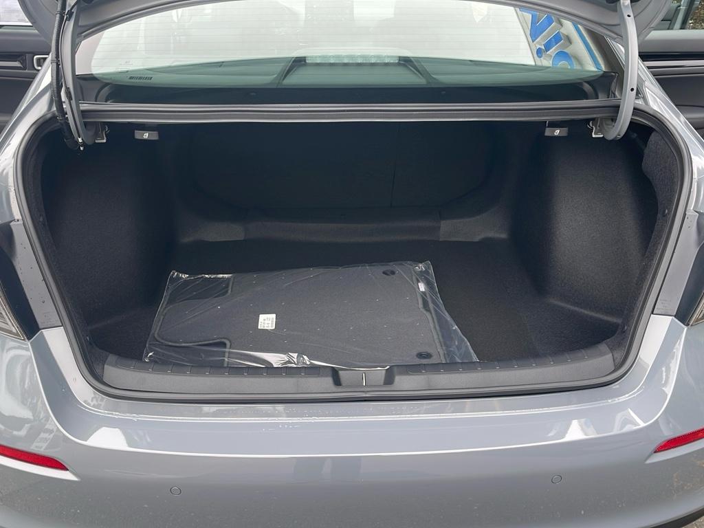 new 2025 Honda Civic Hybrid car, priced at $33,555