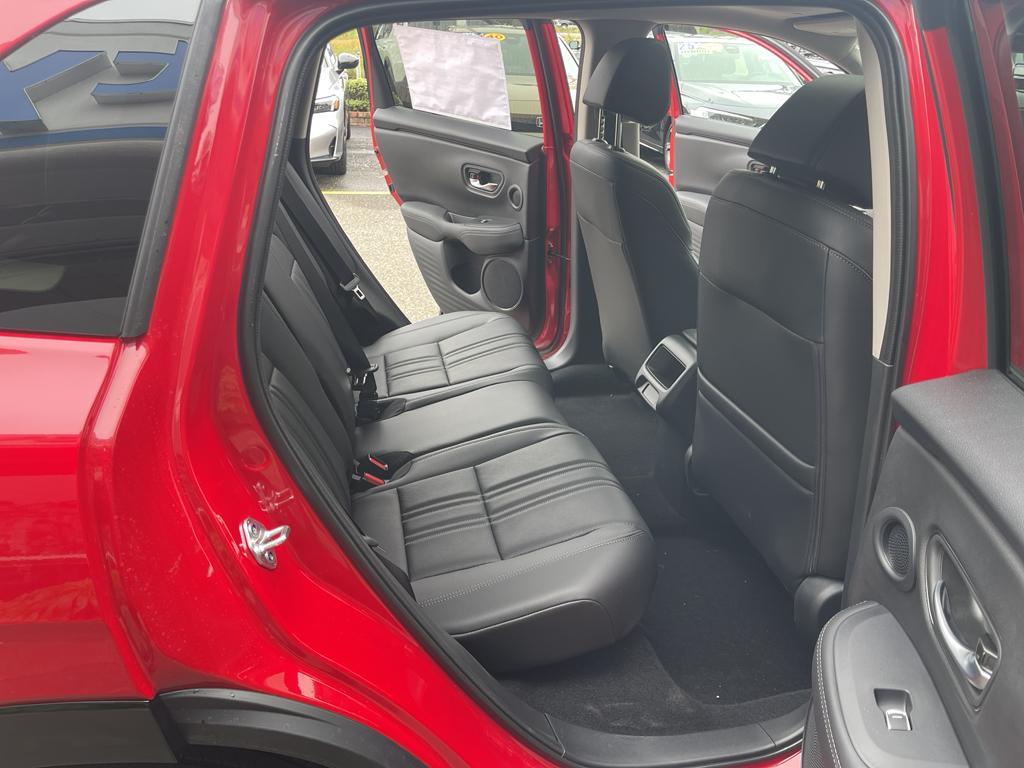 new 2025 Honda HR-V car, priced at $32,395