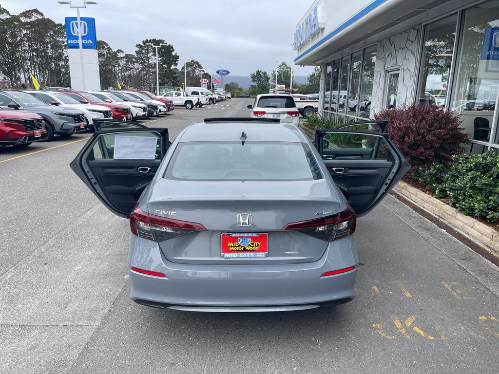 new 2025 Honda Civic Hybrid car, priced at $30,555