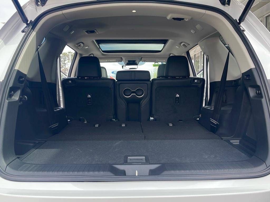 new 2025 Honda Pilot car, priced at $54,985