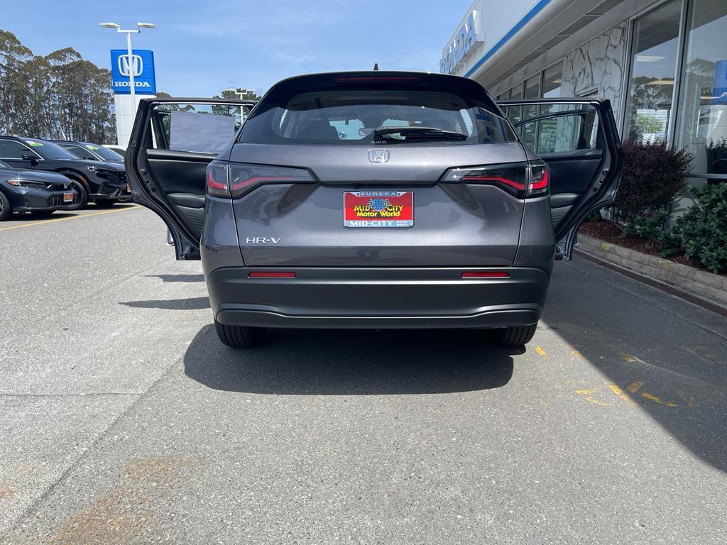 new 2025 Honda HR-V car, priced at $28,295