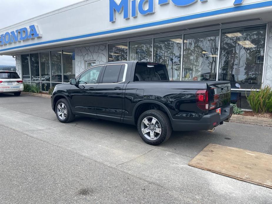 new 2024 Honda Ridgeline car, priced at $43,975