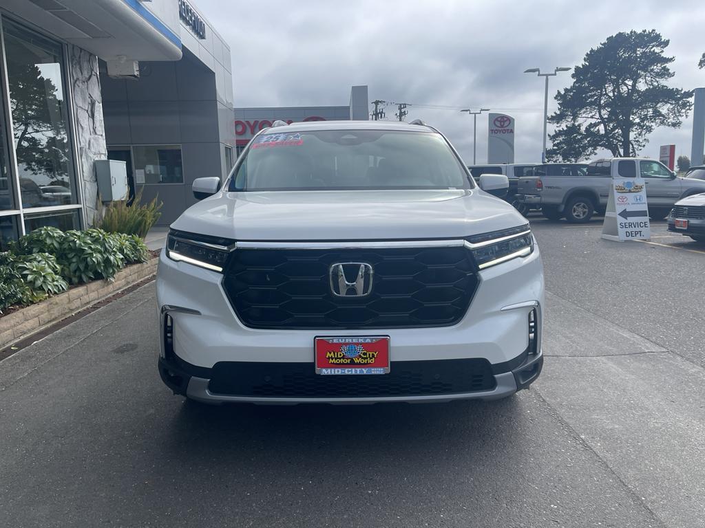 new 2025 Honda Pilot car, priced at $50,505