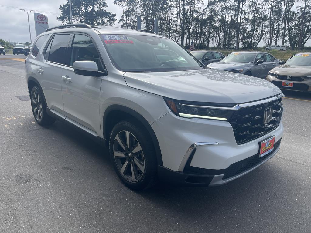 new 2025 Honda Pilot car, priced at $50,505