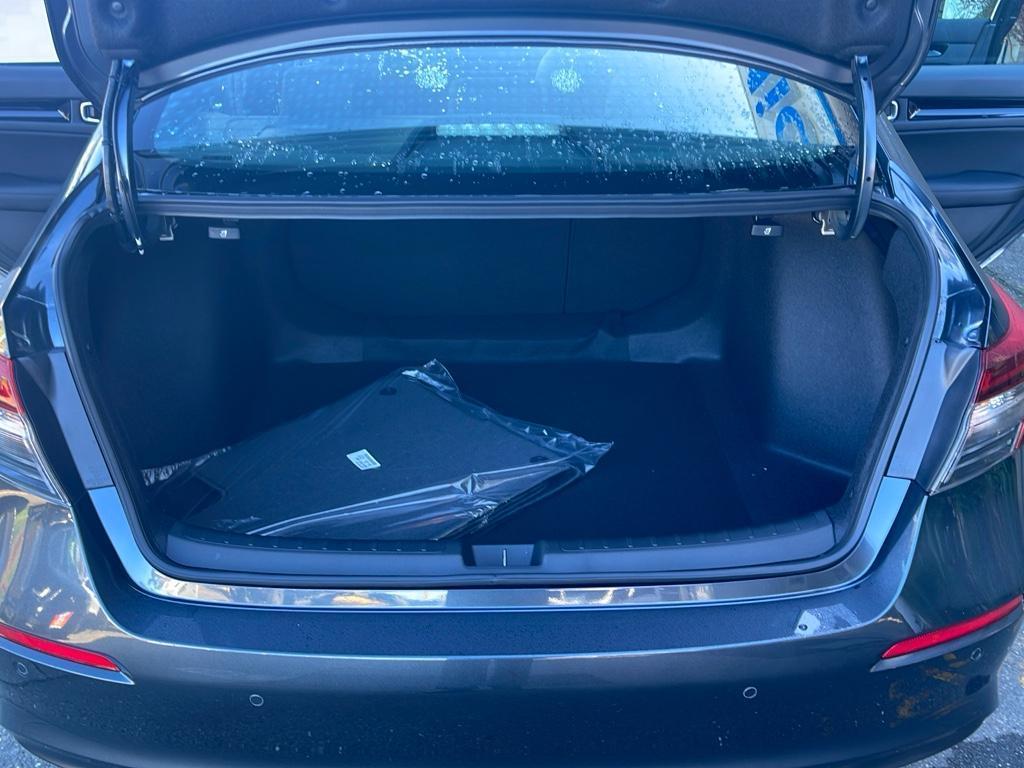 new 2025 Honda Civic Hybrid car, priced at $33,100