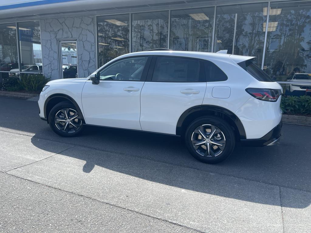 new 2025 Honda HR-V car, priced at $32,850