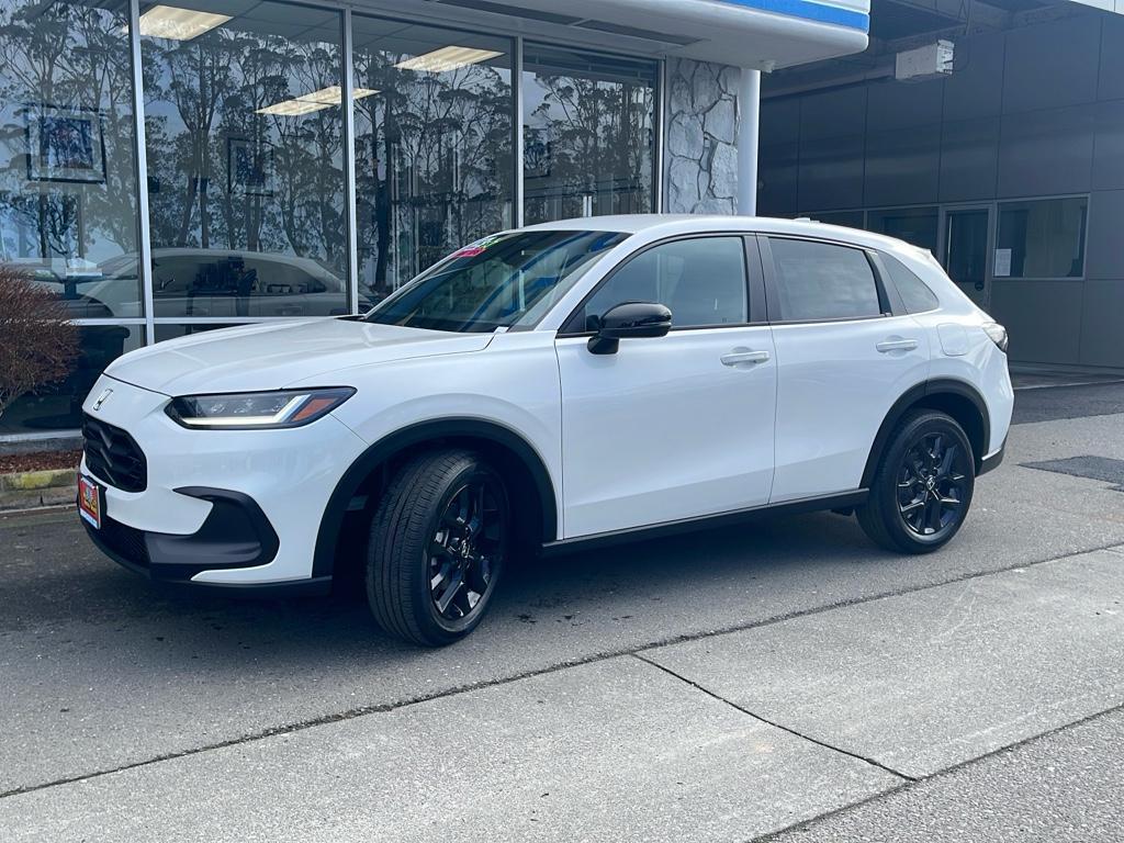 new 2025 Honda HR-V car, priced at $30,850