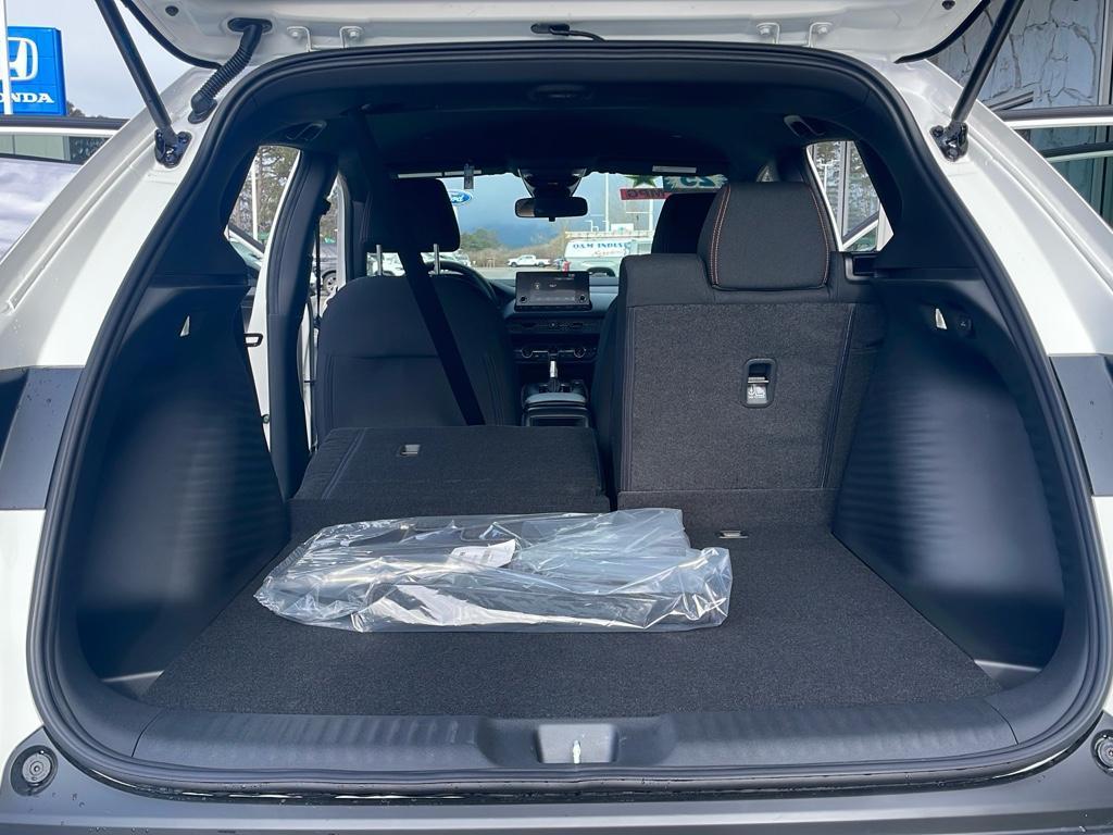 new 2025 Honda HR-V car, priced at $30,850