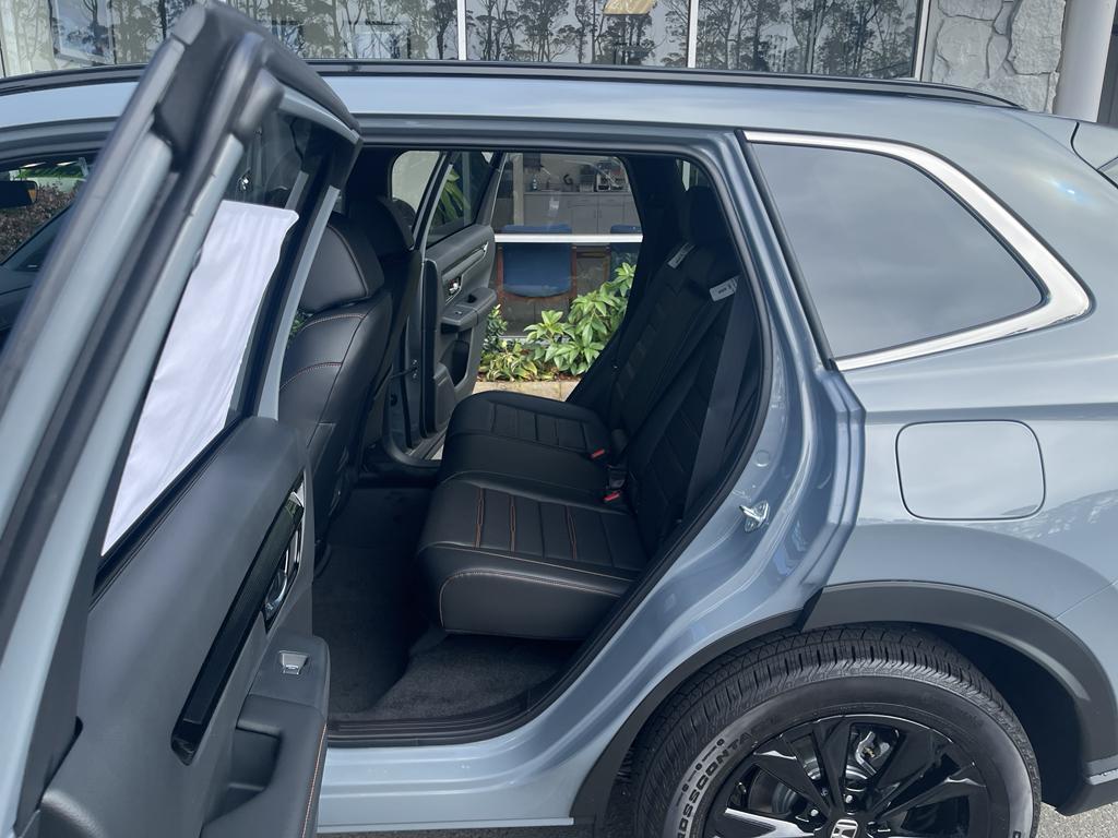new 2025 Honda CR-V Hybrid car, priced at $42,950