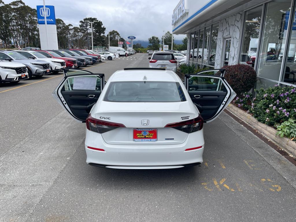 new 2026 Honda Civic Hybrid car, priced at $33,900