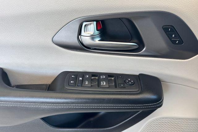 used 2022 Chrysler Pacifica car, priced at $21,790