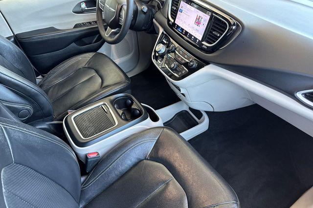 used 2022 Chrysler Pacifica car, priced at $21,790