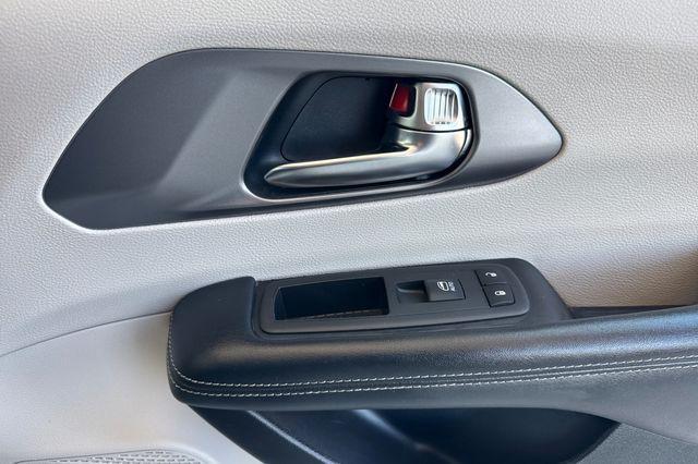 used 2022 Chrysler Pacifica car, priced at $21,790