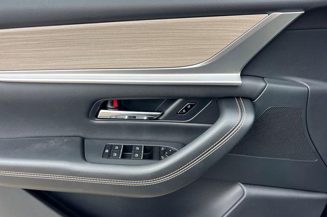 new 2025 Mazda CX-90 PHEV car, priced at $52,226