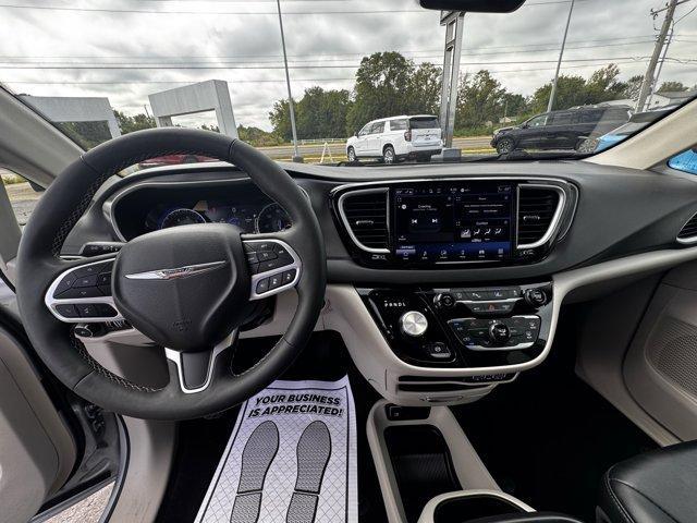 used 2024 Chrysler Pacifica car, priced at $31,875
