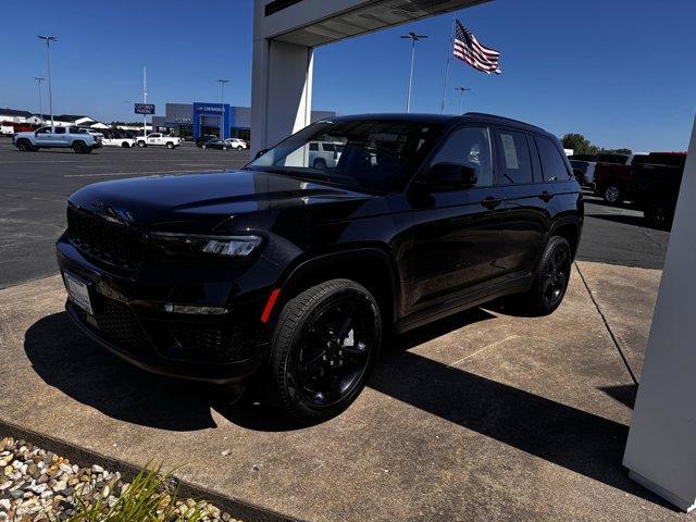 used 2023 Jeep Grand Cherokee car, priced at $34,995