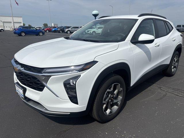 new 2025 Chevrolet Trax car