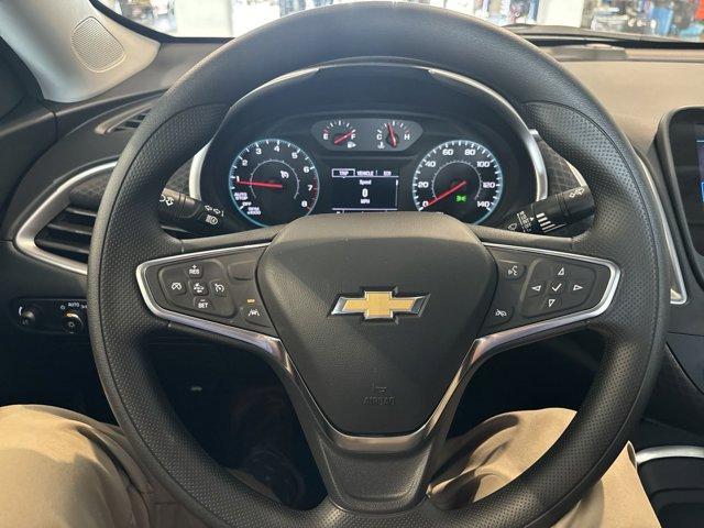 new 2025 Chevrolet Malibu car, priced at $28,995