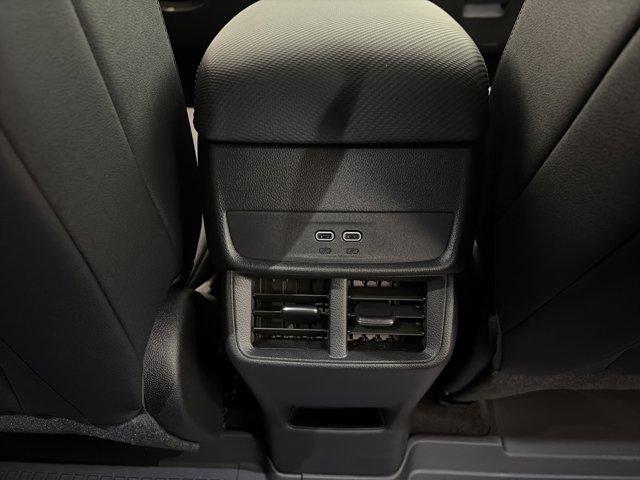 new 2026 Chevrolet Equinox car