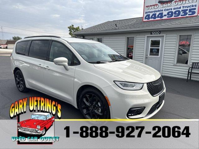 used 2021 Chrysler Pacifica car, priced at $24,990