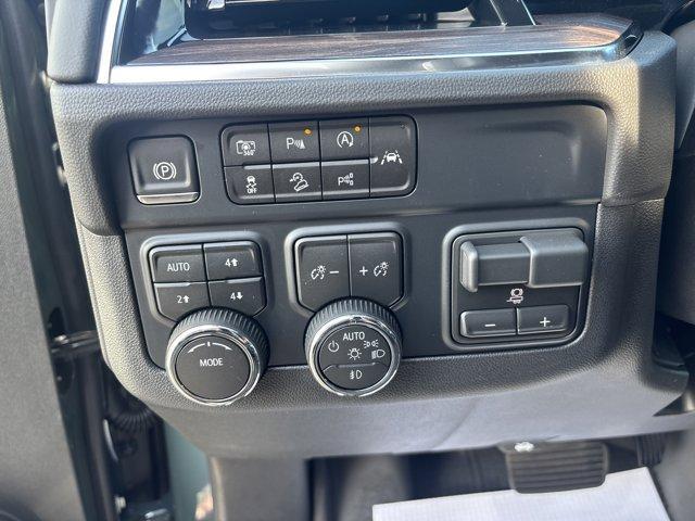 new 2025 Chevrolet Tahoe car, priced at $71,995