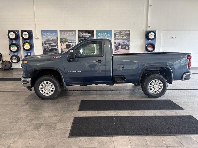 new 2025 Chevrolet Silverado 3500 car