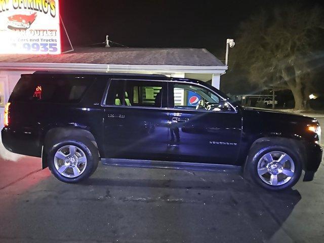 used 2016 Chevrolet Suburban car, priced at $25,990