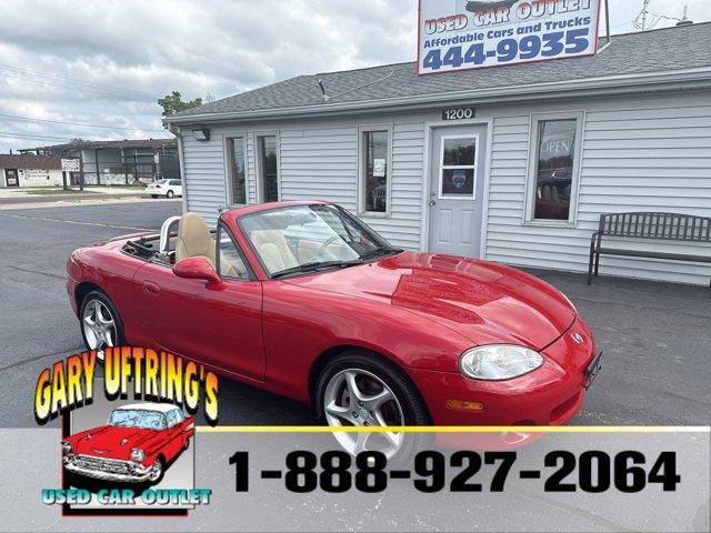 used 2001 Mazda MX-5 Miata car, priced at $12,990