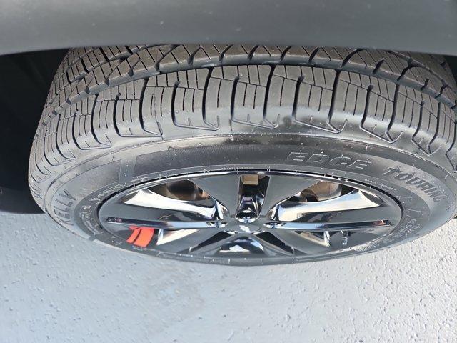 used 2021 Chevrolet Trax car, priced at $18,990