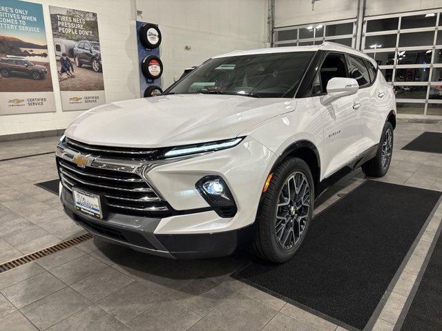 new 2025 Chevrolet Blazer car