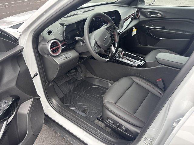 new 2025 Chevrolet Trax car, priced at $25,995