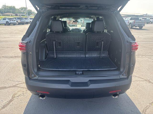 used 2023 Chevrolet Traverse car, priced at $38,995