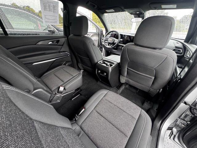 used 2025 Chevrolet Traverse car, priced at $35,555