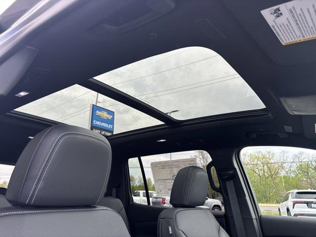 new 2025 Chevrolet Traverse car, priced at $48,545