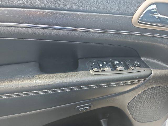 used 2016 Jeep Grand Cherokee car, priced at $19,990