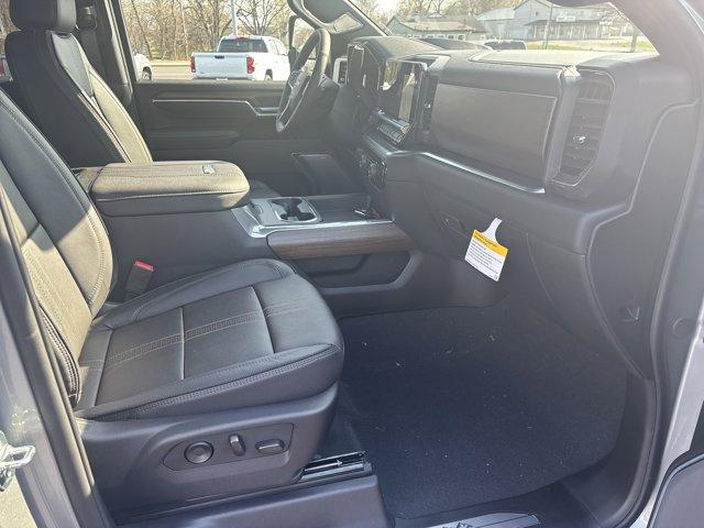 new 2025 Chevrolet Silverado 3500 car