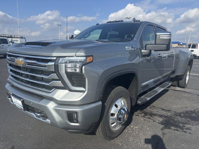 new 2025 Chevrolet Silverado 3500 car
