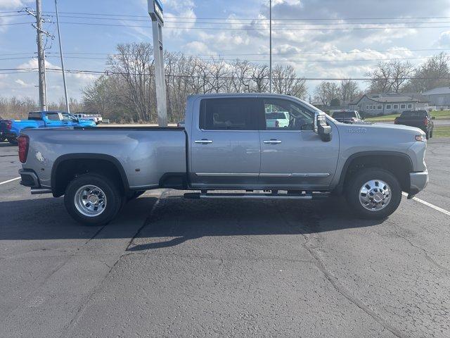 new 2025 Chevrolet Silverado 3500 car