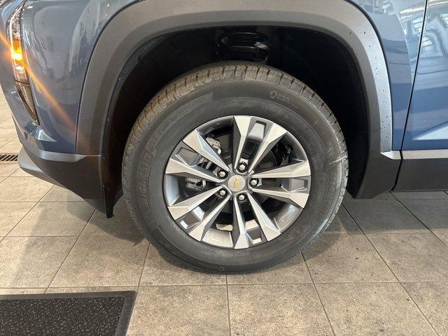 new 2026 Chevrolet Equinox car, priced at $31,995