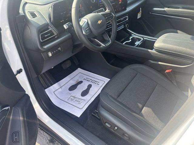 new 2026 Chevrolet Traverse car, priced at $43,995