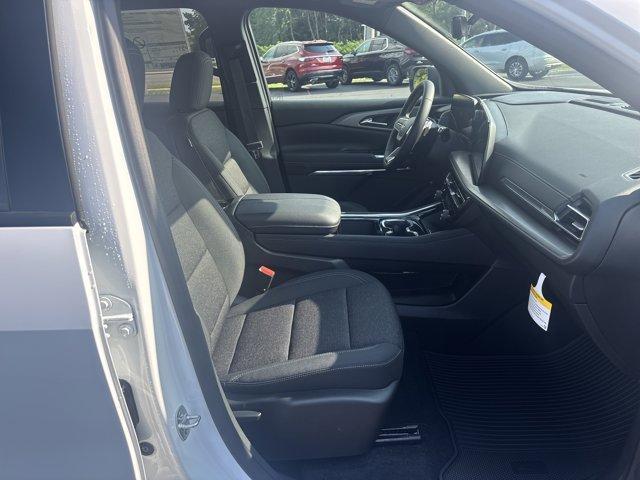 new 2026 Chevrolet Traverse car, priced at $43,995