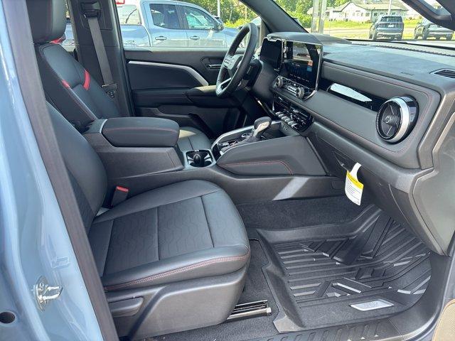 new 2025 Chevrolet Colorado car