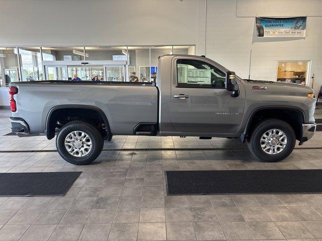 new 2025 Chevrolet Silverado 3500 car