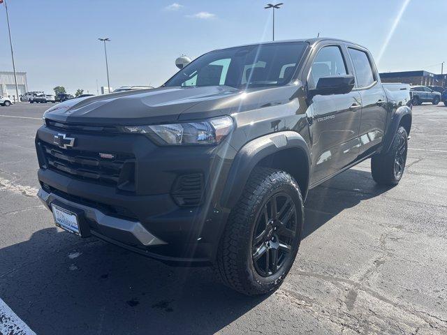 new 2025 Chevrolet Colorado car